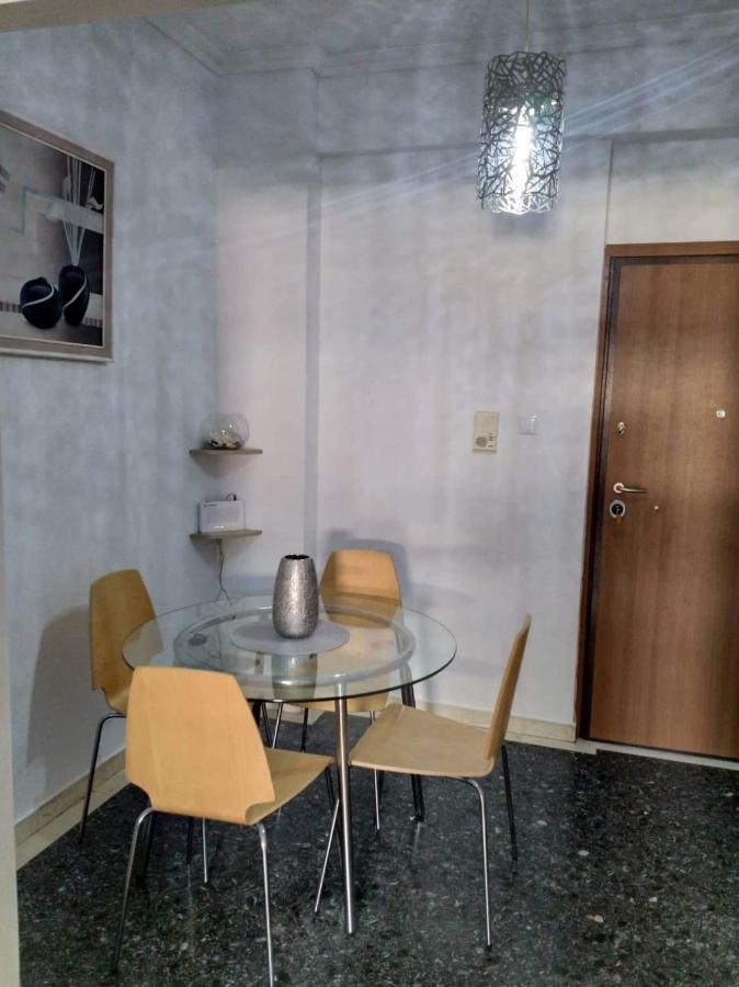A Convenient Apartment In The Heart Of Aten Exteriör bild