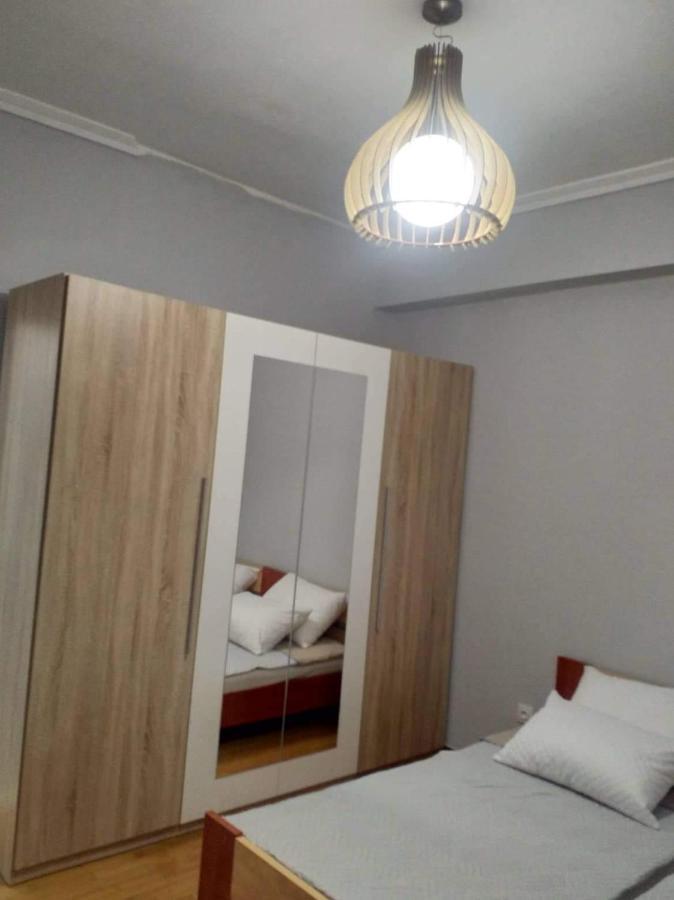 A Convenient Apartment In The Heart Of Aten Exteriör bild